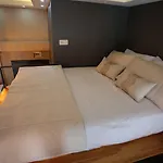 Artist 3* イスタンブール