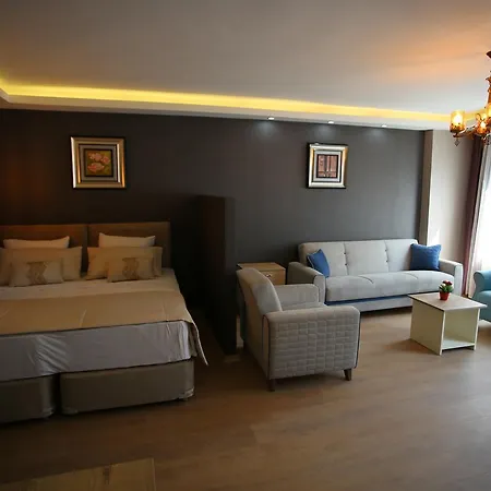 Artist Aparthotel